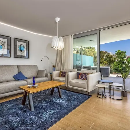 Vivi Homes - Azul Pool, Terrace & Sea View