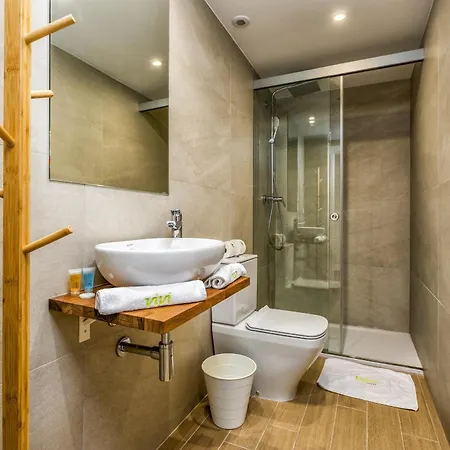 Vivi Homes - Azul Pool, Terrace & Sea View * פואנגירולה