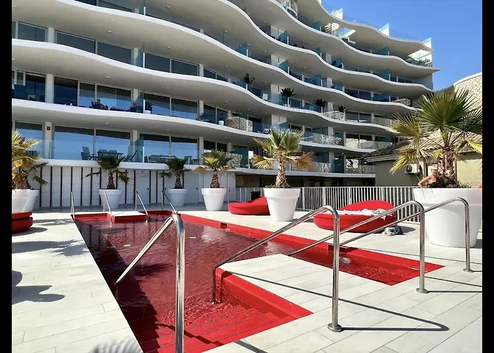 Vivi Homes - Azul Pool, Terrace & Sea View Apartamento