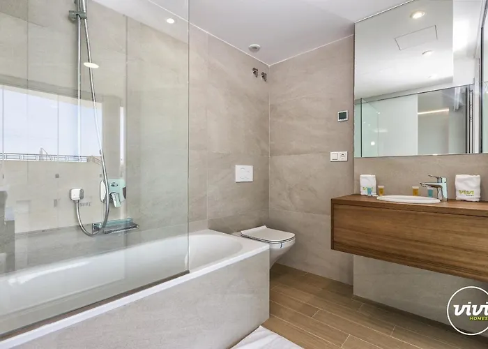 Vivi Homes - Azul Pool, Terrace & Sea View Apartamento Fuengirola