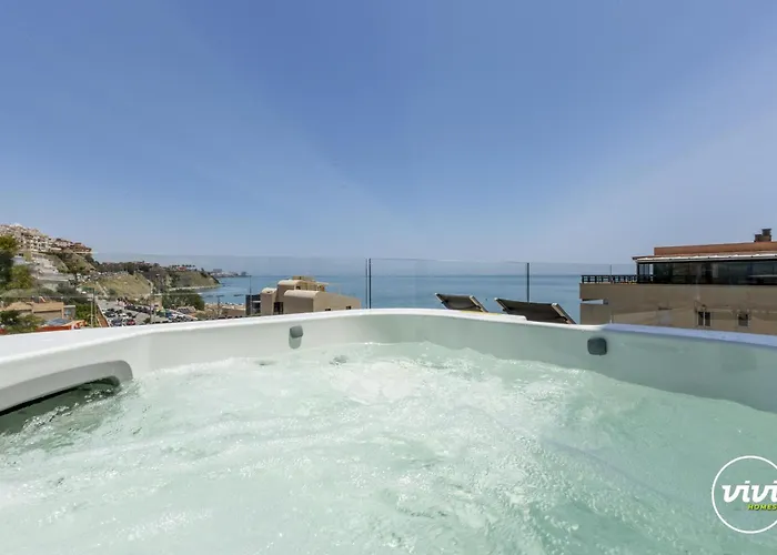 Vivi Homes - Azul Pool, Terrace & Sea View Fuengirola